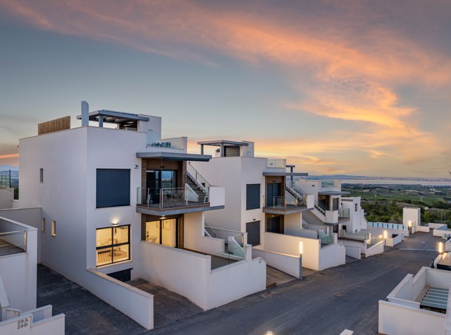 Moderne nieuwbouw bungalowappartementen in San Miguel de Salinas