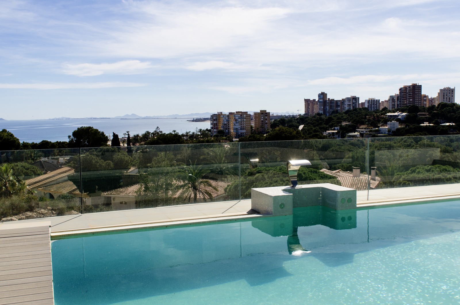 RUIME NIEUWBOUWVILLA IN CAMPOAMOR, OP SLECHTS 300M VAN HET STRAND 8