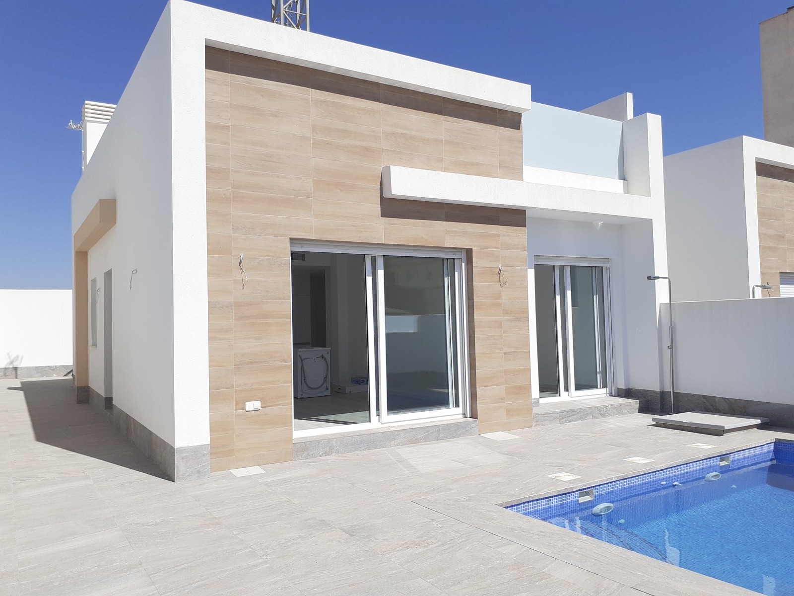 Leuk townhouse met privézwembad en solarium in Avileses 9
