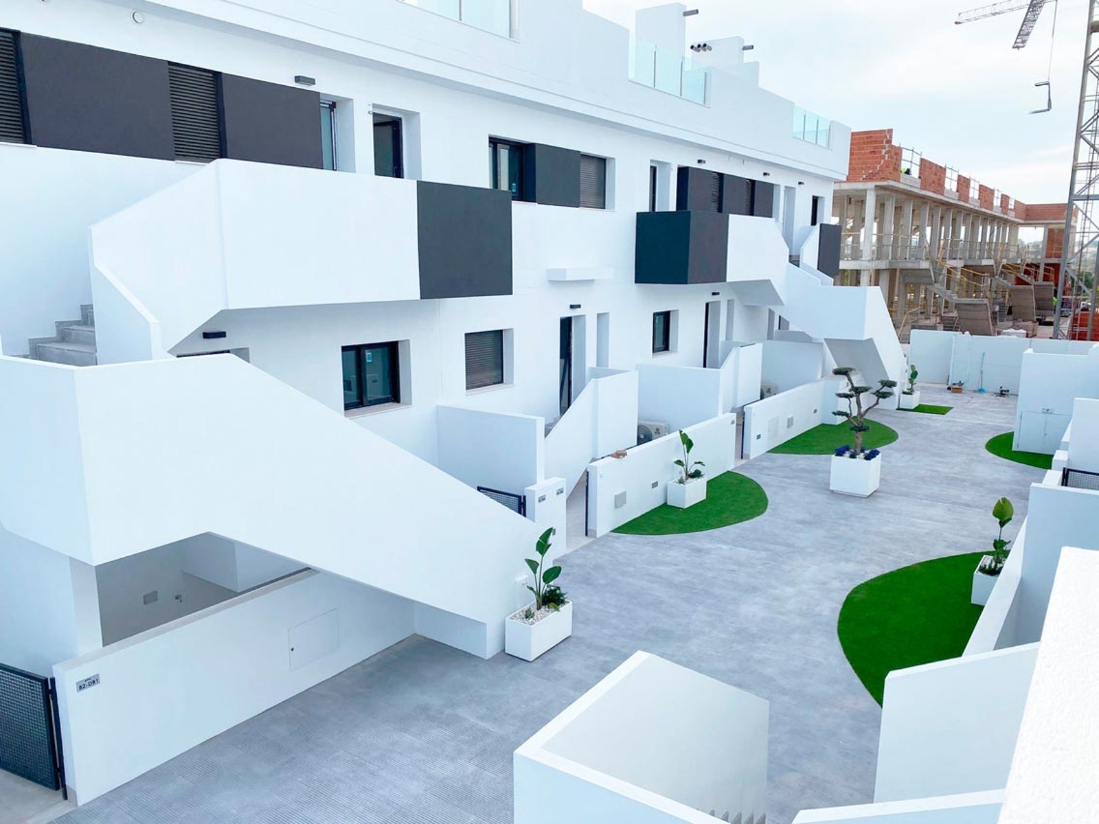 Omarm de mediterrane levensstijl met onze zonnige appartementen, herenhuizen en villa's 23