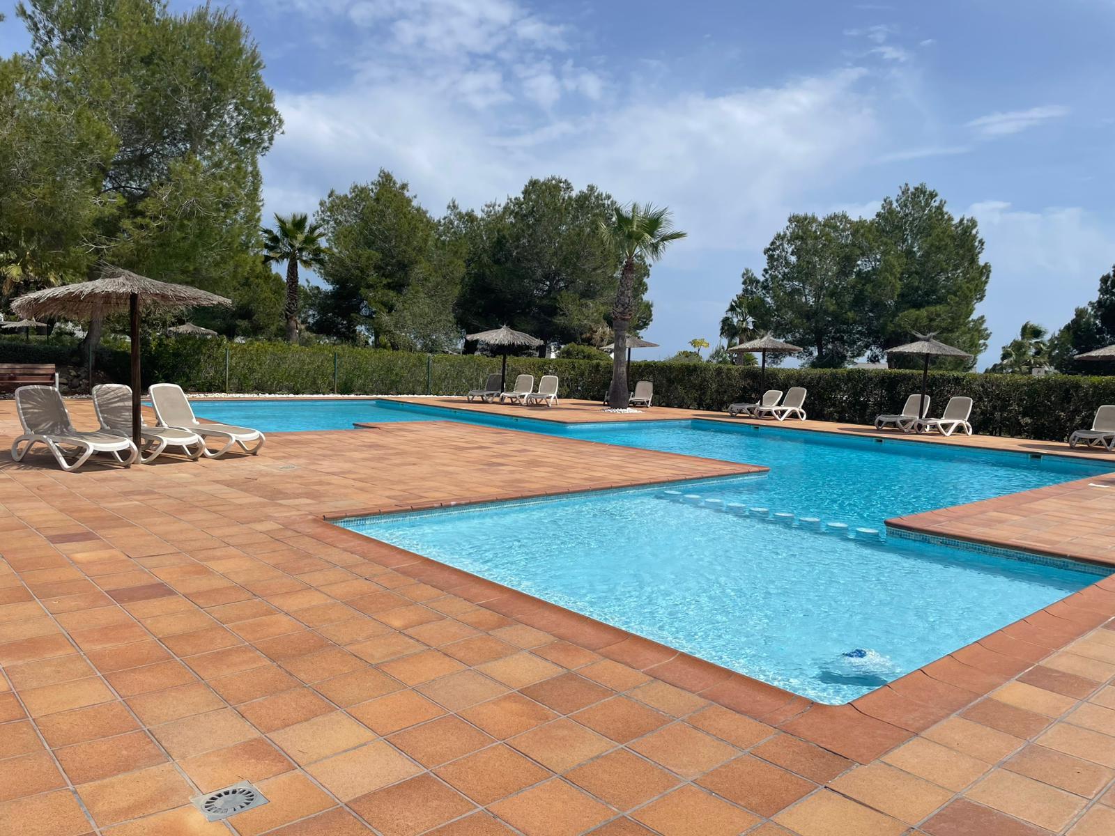 Découvrez le luxe de vivre au Las Colinas Golf Country Club 7