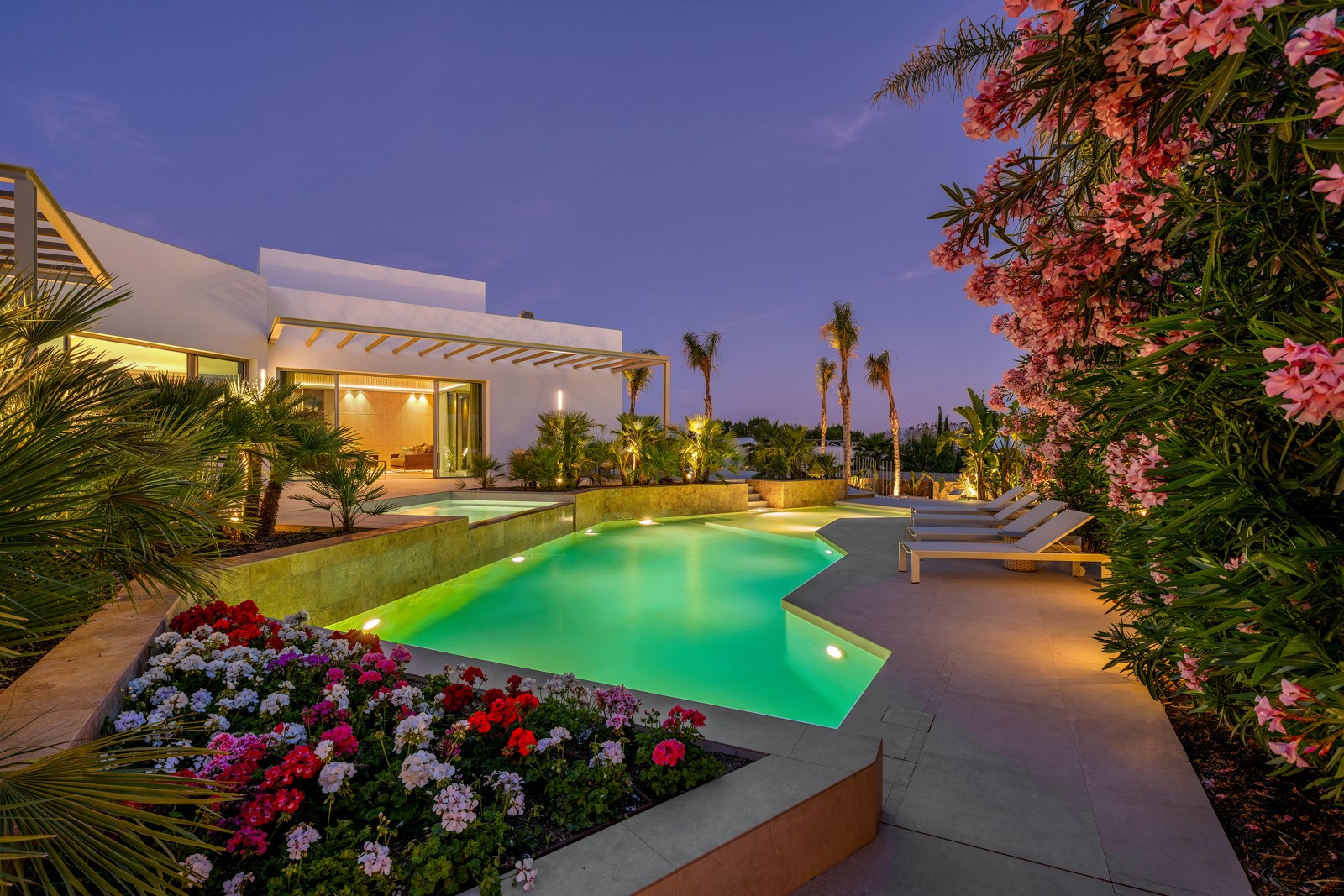 Exclusieve villa, direct bewoonbaar 5