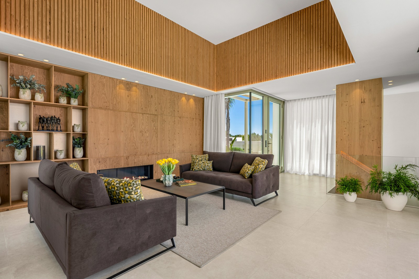 Exclusieve villa, direct bewoonbaar 16