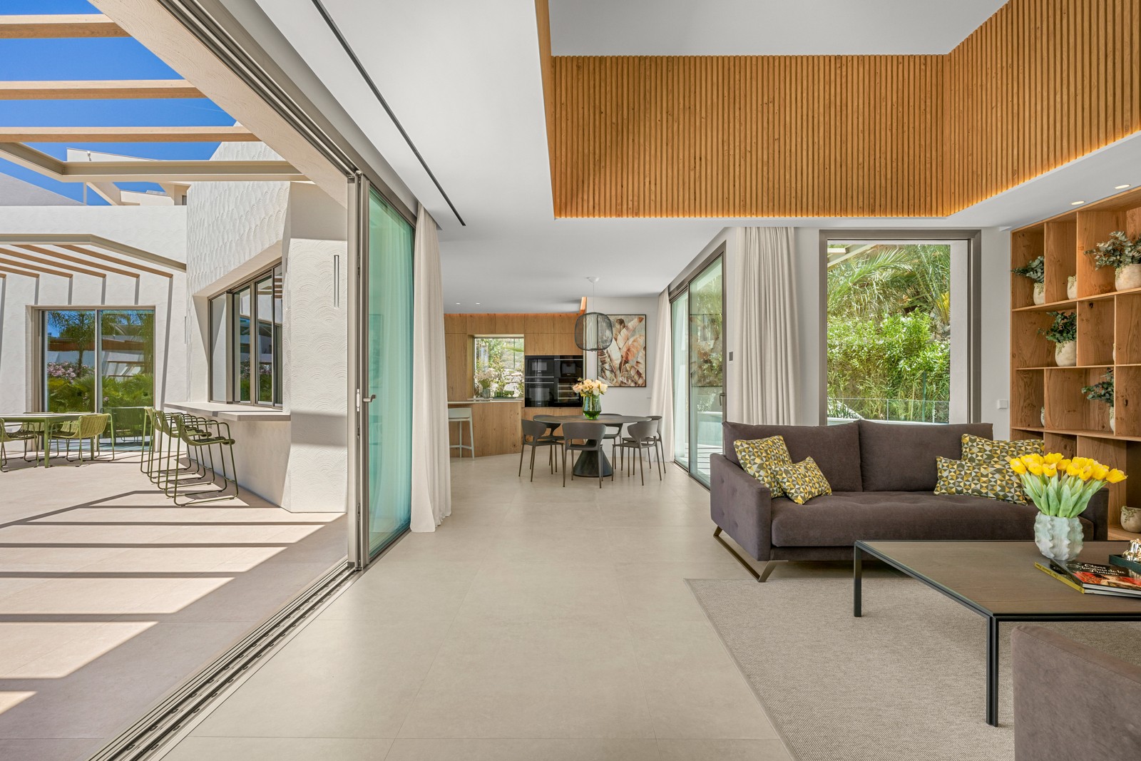 Exclusieve villa, direct bewoonbaar 18
