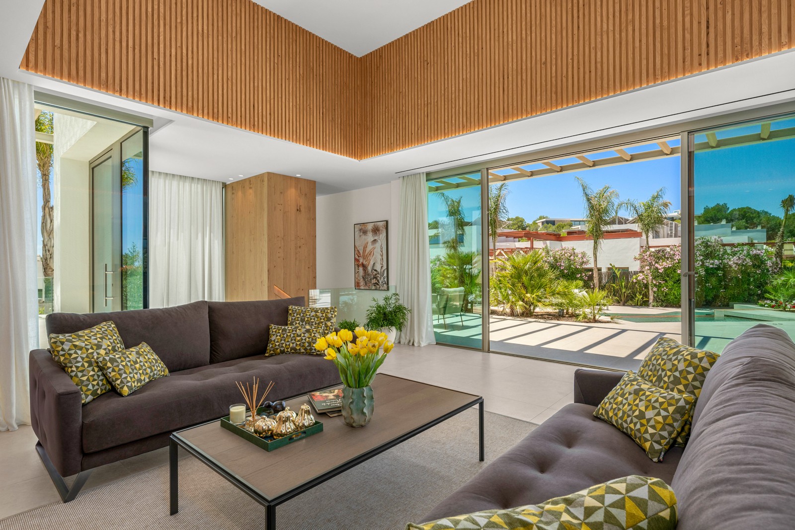 Exclusieve villa, direct bewoonbaar 21